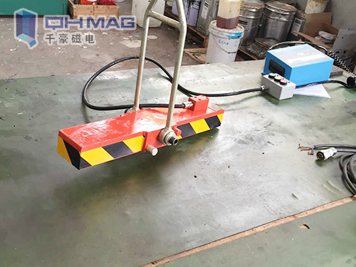 管材(棒材)竖吊型电永磁吊具 管材(棒材)竖吊型电永磁吊具